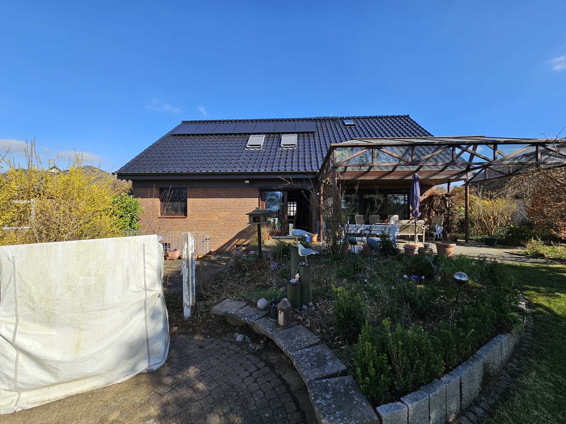 Familienidyll mit Feldrandblick vor Hamburgs Toren – Großzügiges Haus energetisch Zukunftsfest!, 21493 Schwarzenbek, Einfamilienhaus