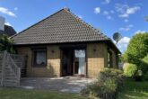 Bungalow mit Vollkeller in ruhiger Dorflage zwischen Trittau und Mölln! - Ansicht Straße