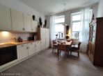 Im Herzen der Altstadt! Teilsaniertes 3-Familienhaus mit Garten und PKW-Plätzen! - Wohnküche Erdgeschoss