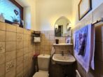 Ihr neues Zuhause im Grünen – Komfort, Ruhe & moderne Technik vereint! - Gäste-WC