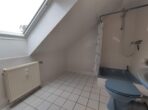 Heimelige 2-Zimmer Dachwohnung im Grünen! - Badezimmer