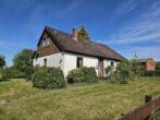 Bungalow aus erster Hand! Renovieren oder doch Neubau? - Hausansicht