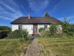 Bungalow aus erster Hand! Renovieren oder doch Neubau? - Hausansicht