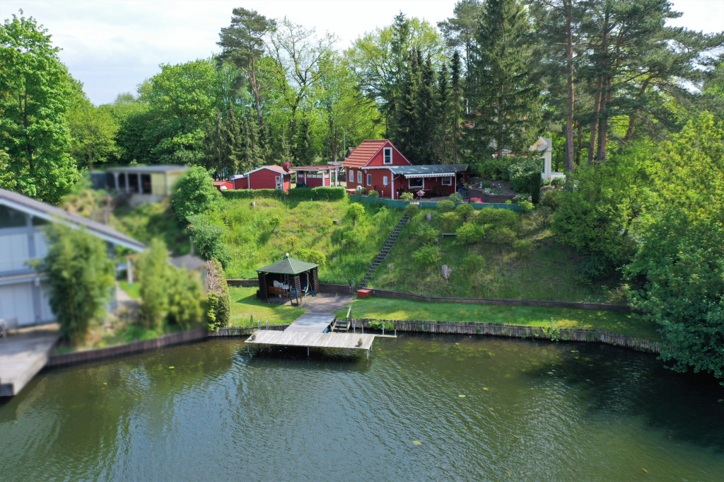 Sommer am See! Traumblick mit Skandinavien Feeling im kleinen Ferienhaus! Neubau möglich!, 21514 Güster, Ferienhaus