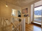 Modernisierter Klassiker! Rotklinkercharme mit neuem Innenleben und Gewerbe! - Flur Dachgeschoss