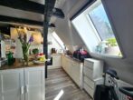 Saniertes Mehrfamilienhaus! A20 nach Lübeck und die Ostsee vor der Tür! - Wohnküche Dachgeschoss