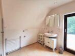 Zwei Zimmer zum Wohlfühlen! Traumhafte Dachwohnung in Seenähe! - Bad