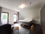 Zwei Zimmer zum Wohlfühlen! Traumhafte Dachwohnung in Seenähe! - Schlafzimmer